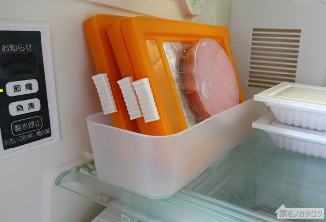 100均の冷蔵庫収納グッズのハム＆ベーコンキーパーの商品画像