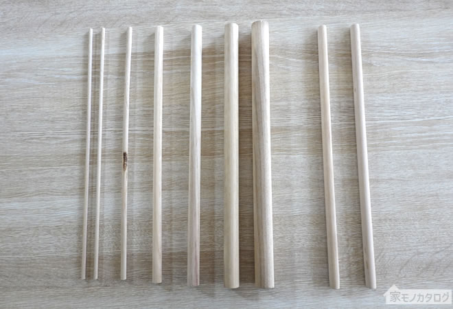 100均の木製丸棒の商品一覧画像