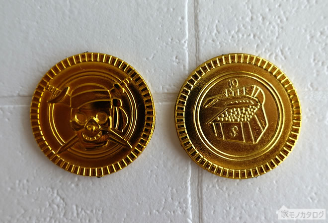 セリアで売っているパイレーツ金貨の画像