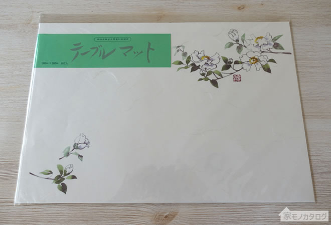 セリアの花柄和紙テーブルマッの画像