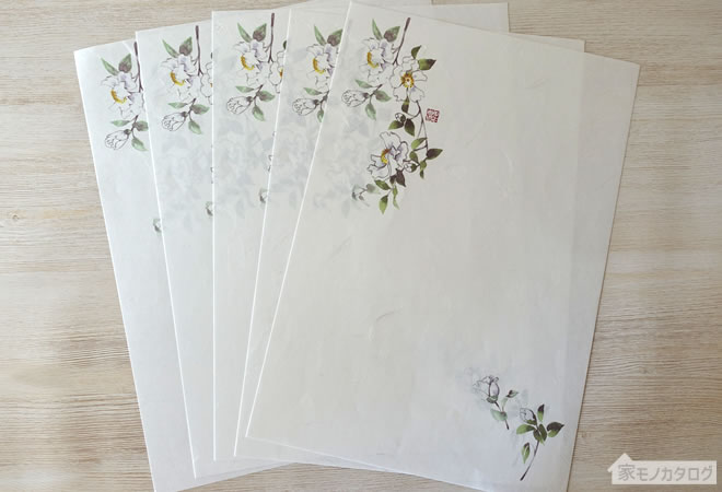 セリアの花柄和紙テーブルマッの画像