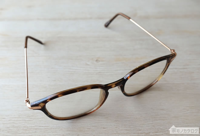 ダイソーのボスリントン伊達眼鏡の画像