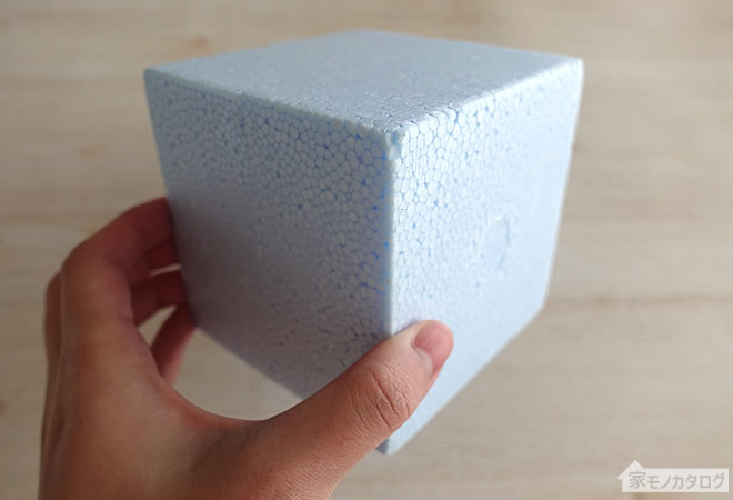 ダイソーの立方体100角発泡パーツの画像