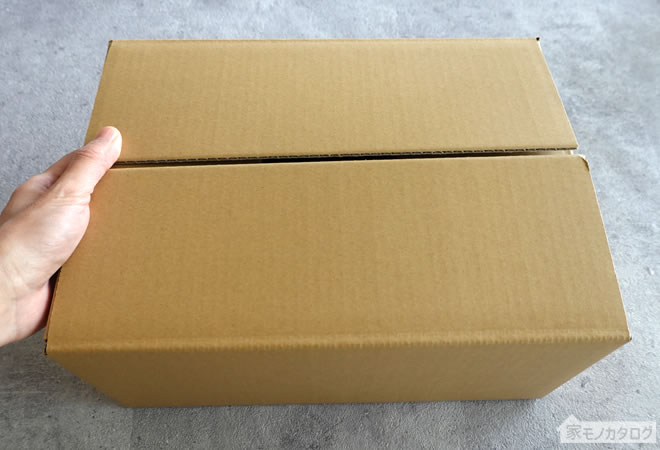 セリアで売っている発送梱包ダンボール箱 A4サイズの画像