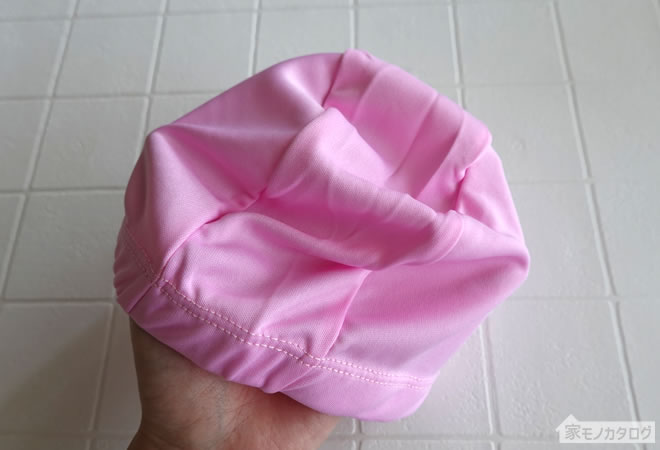 セリアで売っている水泳帽子・ピンク色の画像
