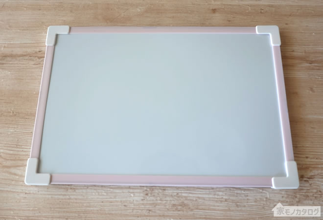 ダイソーで売っているマグネット付きホワイトボード30cmの画像