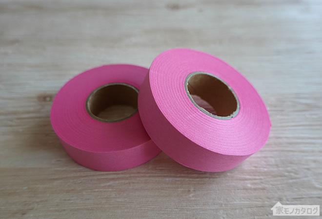 セリアで売っているピンク色紙テープの画像